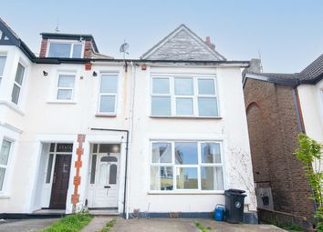 Thumbnail Flat to rent in Meteor Road, Westcliff-On-Sea