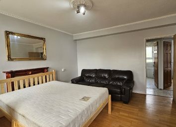 Thumbnail 4 bed flat to rent in Percival Street, London, Clerkenwell