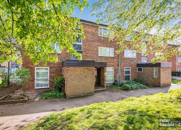 Thumbnail Flat for sale in Buckingham Avenue, Perivale, Greenford