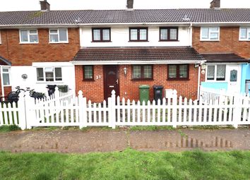 Thumbnail Terraced house for sale in Perry Green, Basildon