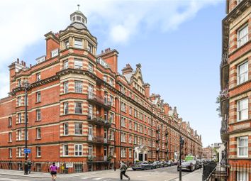 Thumbnail 3 bedroom flat to rent in Clarence Gate Gardens, Glentworth Street, London