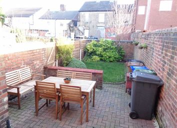 2 Bedrooms Terraced house to rent in Market Street, Denton, Manchester M34