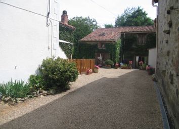 Thumbnail 7 bed barn conversion for sale in 85120, La Chapelle-Aux-Lys, La Ch&acirc;taigneraie, Fontenay-Le-Comte, Vend&eacute;e, Loire, France