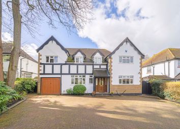 Thumbnail Detached house to rent in The Meadway, Chelsfield, Orpington