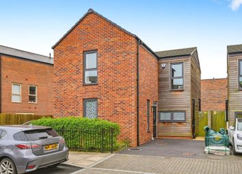 Thumbnail Detached house for sale in Canal Street, Derby