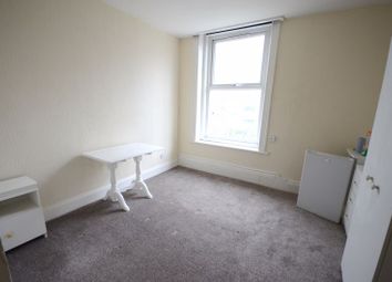 Thumbnail 1 bed flat to rent in Holdenhurst Road, Bournemouth