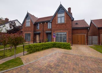4 Bedroom Semi-detached house for sale
