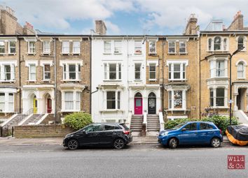 Thumbnail Flat to rent in Queensdown Road, London