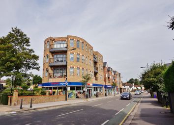 Thumbnail Flat to rent in High Road, Woodford Green