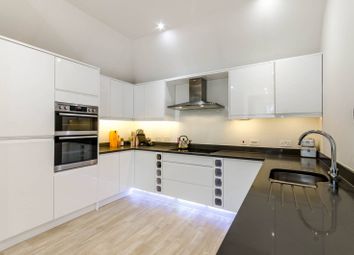 Thumbnail Flat to rent in Bury Fields, Guildford