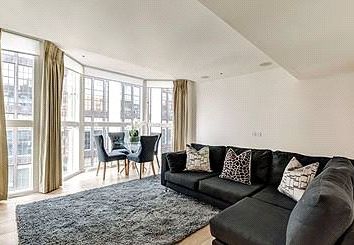 Thumbnail 1 bed flat to rent in Young Street, London