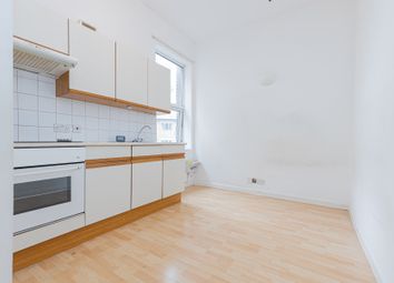 Thumbnail Studio to rent in Rowhill Road, London