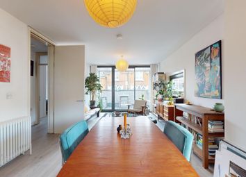 Thumbnail Flat for sale in Northwold Road, London