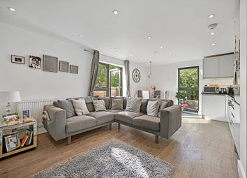 Thumbnail Flat for sale in Mill Green Road, Green Side Views