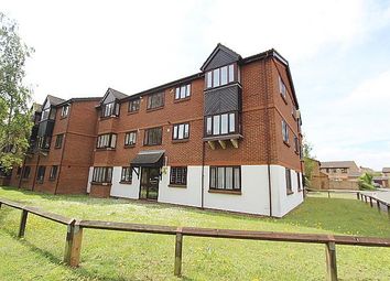 1 Bedrooms Flat for sale in Gade Close, Hayes UB3
