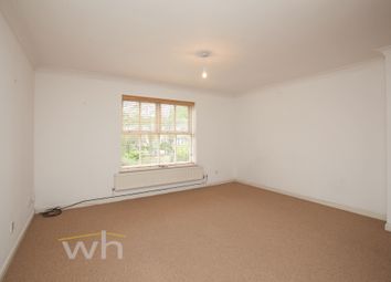 3 Bedrooms Town house to rent in Ribblesdale Avenue, Friern Barnet N11