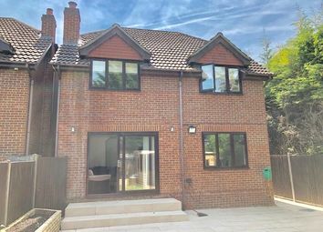 1 Bedroom Semi-detached house for rent