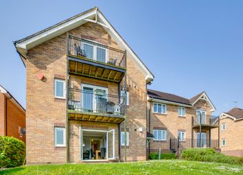 Thumbnail 2 bed flat for sale in Rugby Rise, Loudwater