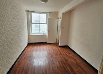 Llandudno - Flat to rent                         ...