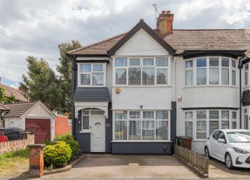 Thumbnail 3 bed property for sale in Cranston Gardens, London
