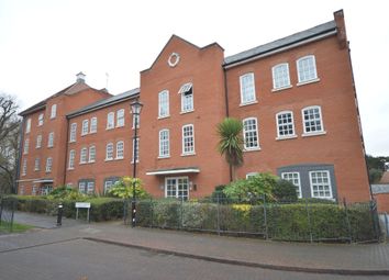 2 Bedrooms Flat for sale in Albany Gardens, Colchester CO2