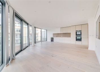 Thumbnail 2 bedroom flat for sale in Hamilton House, Fulham Reach