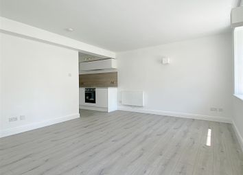 Thumbnail Studio to rent in Buckingham Place, Brighton