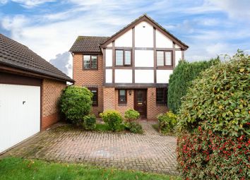 3 Bedrooms Detached house for sale in 3 Kentwell Drive, Macclesfield SK10