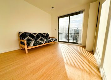 Thumbnail 1 bed flat to rent in Kingsland Road, Haggerston