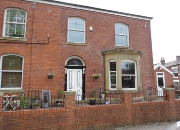 2 Bedrooms Town house for sale in 5 Holly House, Church Street, Royton OL2