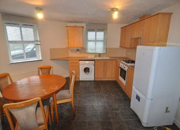 2 Bedrooms Flat for sale in Sharket Head Close, Off Albert Road, Bradford BD13