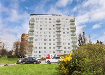 2 Bedrooms Flat for sale in Eaton Drive, Kingston Upon Thames KT2