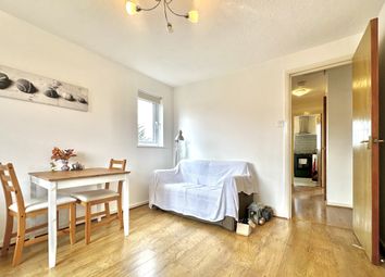 Thumbnail Flat for sale in Sterling Gardens, New Cross