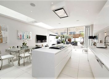 5 Bedrooms  for sale in Parsons Green Lane, London SW6
