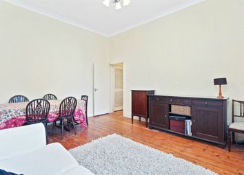 2 Bedrooms Flat to rent in Flat 1 208 Avenue Road, Acton W3