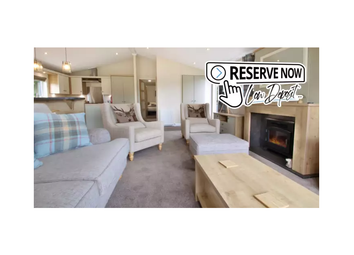 Thumbnail Lodge for sale in Shorefield Road, Milford On Sea, Downton, Lymington