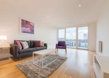 3 Bedrooms Flat to rent in 2 Aurora Point, Plough Way, Surrey Quays, London SE16