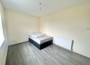 Thumbnail Room to rent in High Street, Strood, Rochester