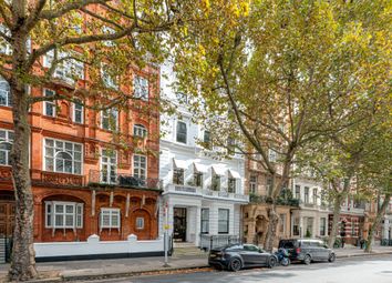 Thumbnail 3 bed flat for sale in Queen's Gate, London