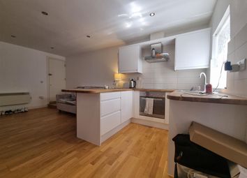 Thumbnail Flat to rent in Clapham Park Road, London