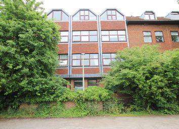 Thumbnail 1 bed flat to rent in Market Place, Wokingham