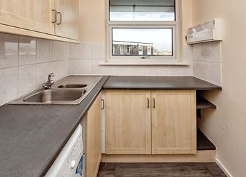 Thumbnail 2 bedroom flat for sale in Compass Road, Hull