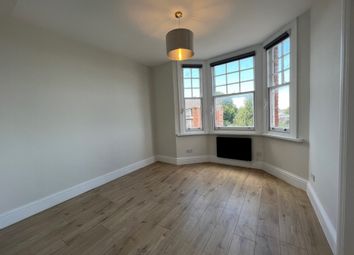 Thumbnail Flat to rent in Station Road, Winchmore Hill