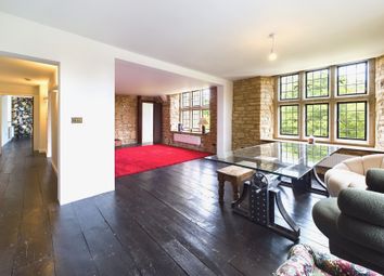 Thumbnail Flat for sale in Shipton Court, High Street, Shipton-Under-Wychwood, Chipping Norton