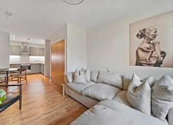 Thumbnail 1 bedroom flat for sale in Finchley Road, Hampstead, London