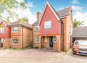 3 Bedrooms Detached house for sale in Beech Hurst Close, Maidstone, Kent ME15