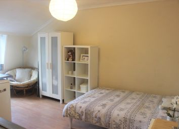 0 Bedrooms Studio to rent in Queensborough Terrace, Bayswater W2