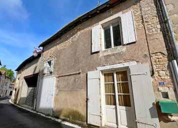Thumbnail Town house for sale in Charroux, Poitou-Charentes, 86250, France