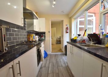 Thumbnail 6 bed terraced house to rent in Blenheim Road, Reading