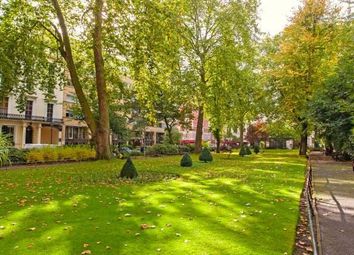 3 Bedrooms Flat to rent in Porchester Square, London W2